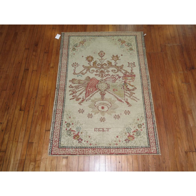 Ivory Antique Turkish Ghiordes Rug For Sale In New York - Image 6 of 6