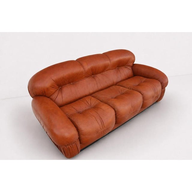Vintage Italian Sculptural Sofa, 1970s For Sale - Image 3 of 8