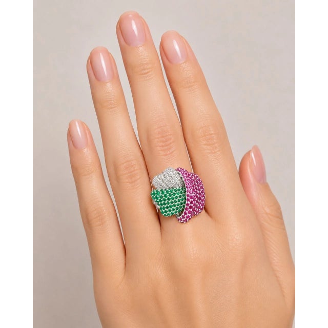 Hollywood Regency Late 20th Century 18K White Gold Diamond Emerald Ruby Knot Band Ring Unique Multi Gemstone Estate, Size 7 For Sale - Image 3 of 3