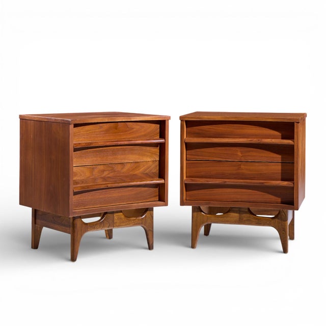 Mid-Century Modern Mid 20th Century Young Manufacturing Mid Century Curved Walnut Nightstands - Pair For Sale - Image 3 of 11