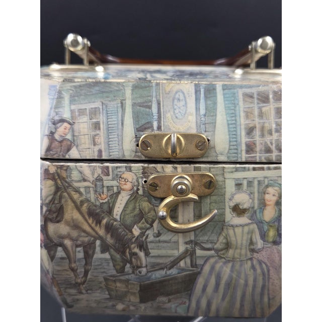 Cream Vintage Decoupaged Octagonal Vanity Box/Purse With Colonial Tavern Scene For Sale - Image 8 of 16