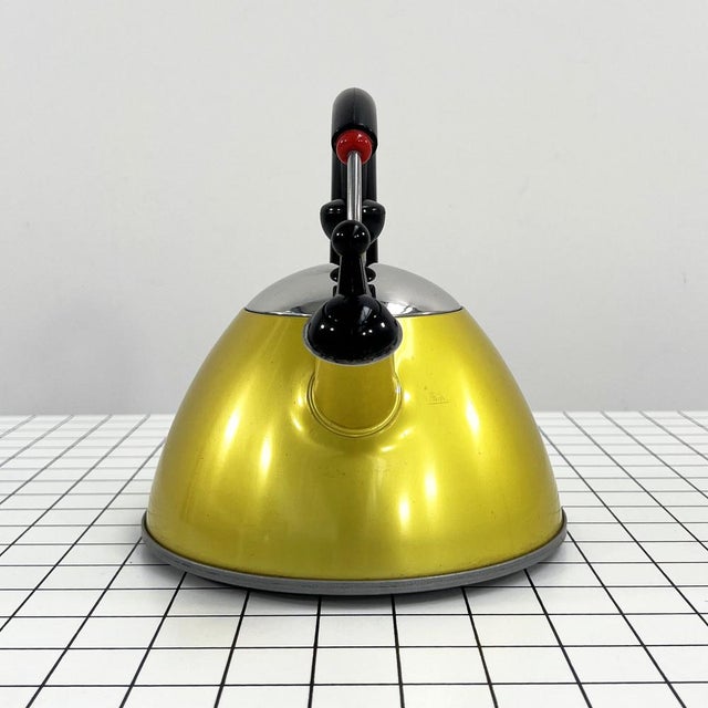 Yellow Tea Kettle from Mikado, Japan, 1980s For Sale - Image 4 of 7