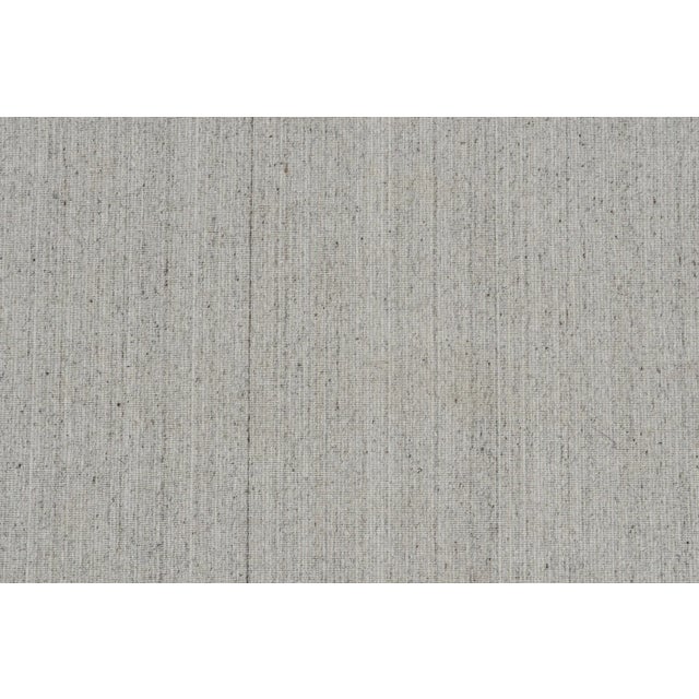 2010s 2010s Rug & Kilim’s Modern Rug in Solid Gray and Off-White Striae For Sale - Image 5 of 8