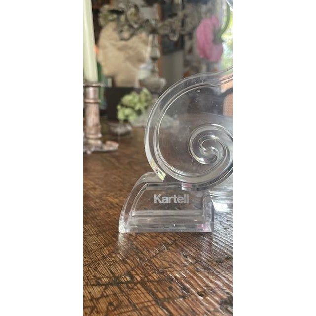 Kartell’s Bourgie Transparent Crystal Table Lamp by Ferruccio Laviani For Sale In San Francisco - Image 6 of 7