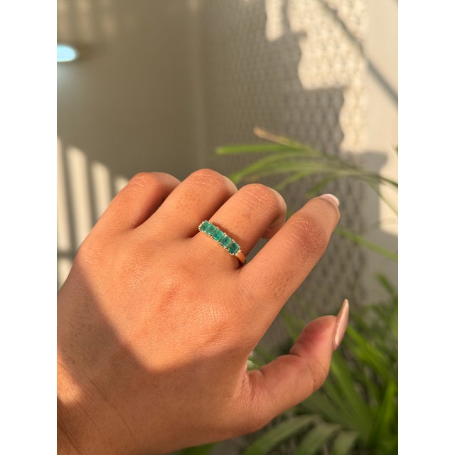 Modern Five-Stone Natural Emerald Band Ring Size 4 With Diamond Accents in 14k Yellow Gold For Sale - Image 3 of 17