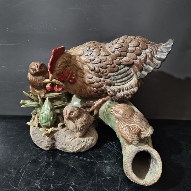 Mid 20th Century Vintage Shiwan Kiln Glazed Hen & Chicks Statue / Farmhouse Animal Sculpture For Sale - Image 5 of 6