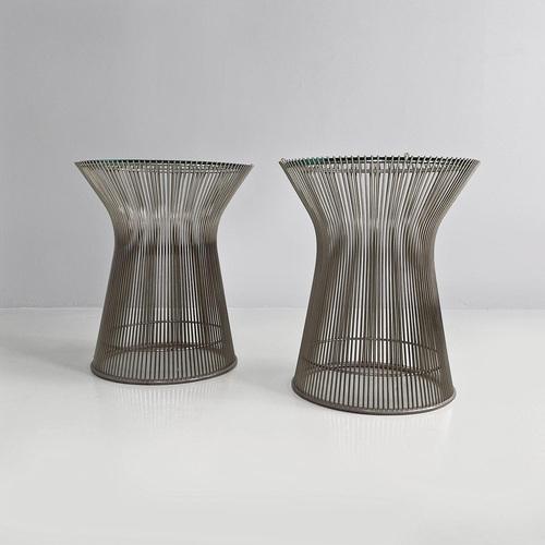 Steel glass coffee tables, pair 39.5x46.5 cm 976 each. Pair of round tables, with a structure made up of thin chromed...
