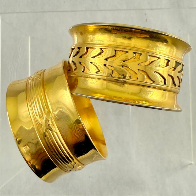 French French Gold Plated Napkin Rings, a Mixed Pair. For Sale - Image 3 of 7