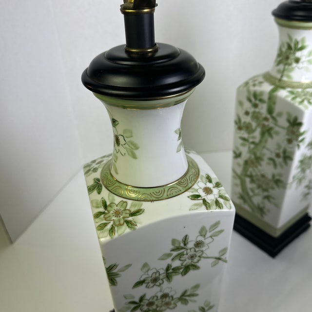 1970s Pair of Vintage Green Apple Blossom Chinese Lamps For Sale - Image 5 of 12