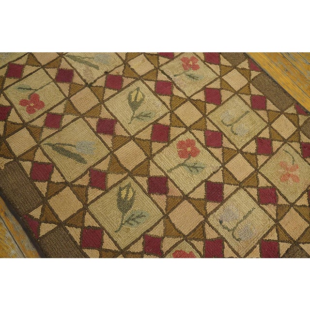 American 1920s Beige Diamond Roses Antique American Hooked Rug 2'10" X 5'1" Handknotted Wool Carpet For Sale - Image 3 of 4