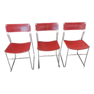 Vintage 1970s Red Perforated Mesh & Chrome Stacking Dining Chairs – Set of 3 For Sale