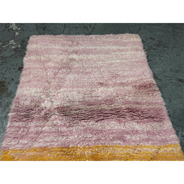 Textile 4ft 2in X 5ft 10in Benisouk Sunset Luxury Shag Rug For Sale - Image 7 of 12