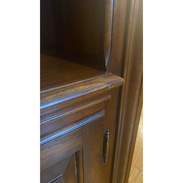 Late 20th Century Late 20th Century Pennsylvania House Solid Cherry Arched Bookcase For Sale - Image 5 of 12
