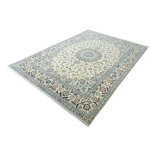 Hand-Knotted Oriental Rug Nain 9la Rug with Silk For Sale