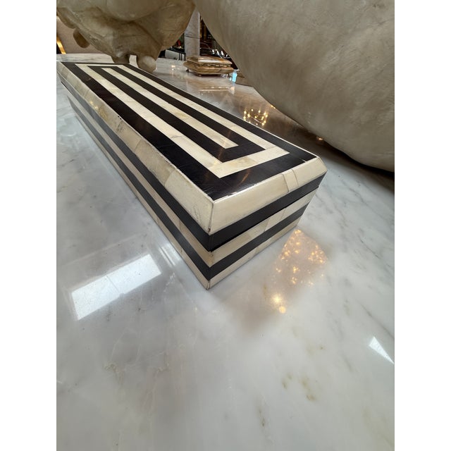 Mid-Century Modern Vintage Black and Ivory Striped Bone Inlay Box, Italy For Sale - Image 3 of 7