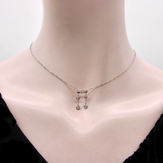 Metal 1900-1909 Edwardian Platinum Old Mine Cut Diamond Negligee Necklace For Sale - Image 7 of 9