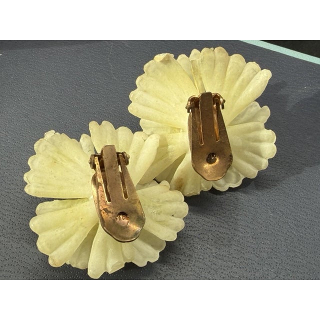 1950s 1950s Austria Pale Yellow Frosted Flower and Crystal Earrings, Pair For Sale - Image 5 of 8