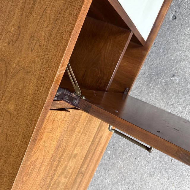 Mid 20th Century Merton Gershun for American of Martinsville Mid Century Lowboy Credenza For Sale In Cleveland - Image 6 of 7