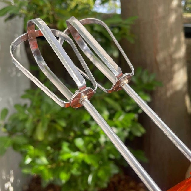 1970s Orange Electric Hand Mixer from Philips, 1970s For Sale - Image 5 of 12