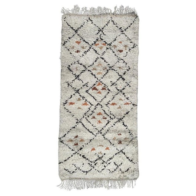 Small Mid-Century Moroccan Tribal Beni Ouarain Rug, 1940s For Sale - Image 17 of 17