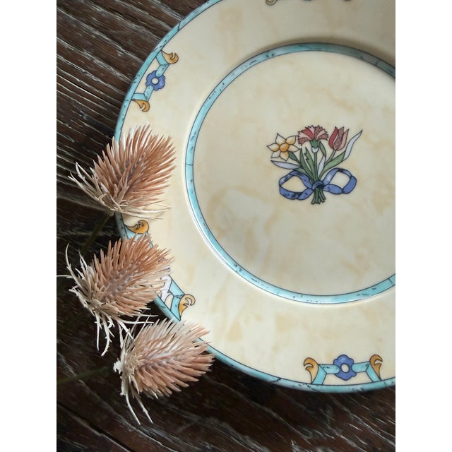 Modern 1990s Villeroy Boch Castellina 8.25 Inch Plates Citta Campagna Floral Fruit Dinnerware - Set of 6 For Sale - Image 3 of 9