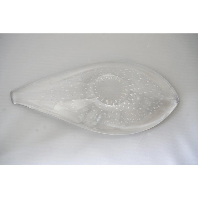 1970s Kosta Boda Crystal Fish Dish Bowl Bucccilante Controlled Bubbles and Smiling Face For Sale - Image 5 of 13