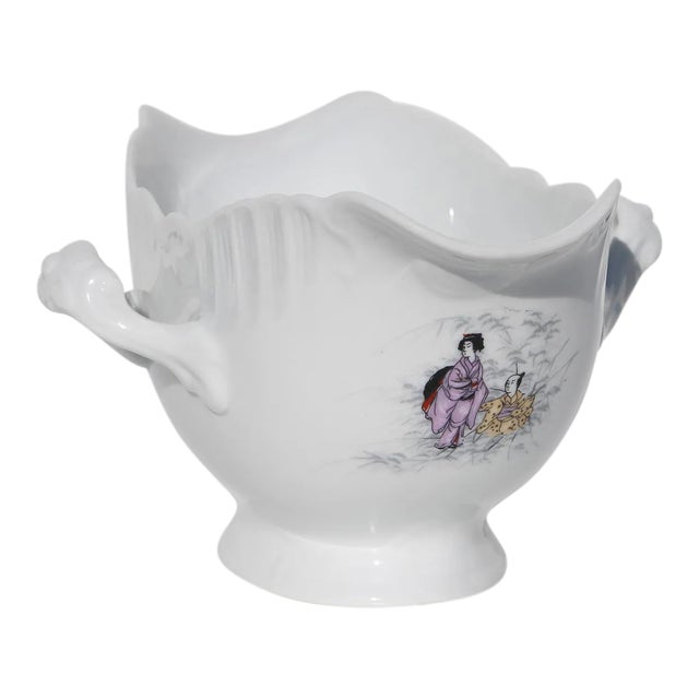 1970s Vista Alegre Portugal Porcelain Chinoiserie Sauce Boat, Gravy Boat For Sale