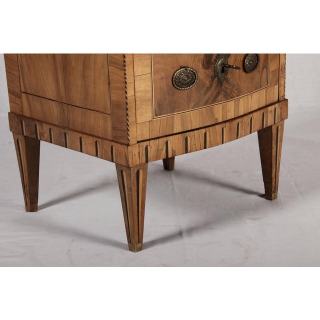 Small Antique Baroque Louis XVI Chest of Drawers in Walnut, 1780 For Sale - Image 12 of 18