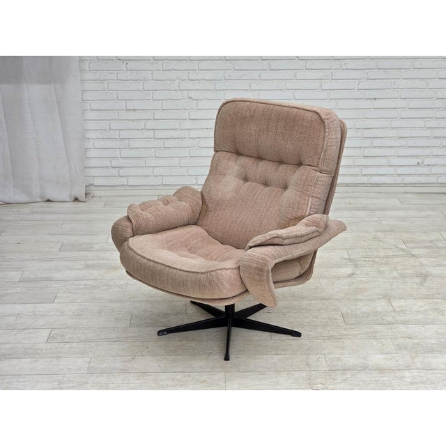 Danish Swivel Armchair in Beige Furniture Fabric, 1970s For Sale - Image 16 of 18