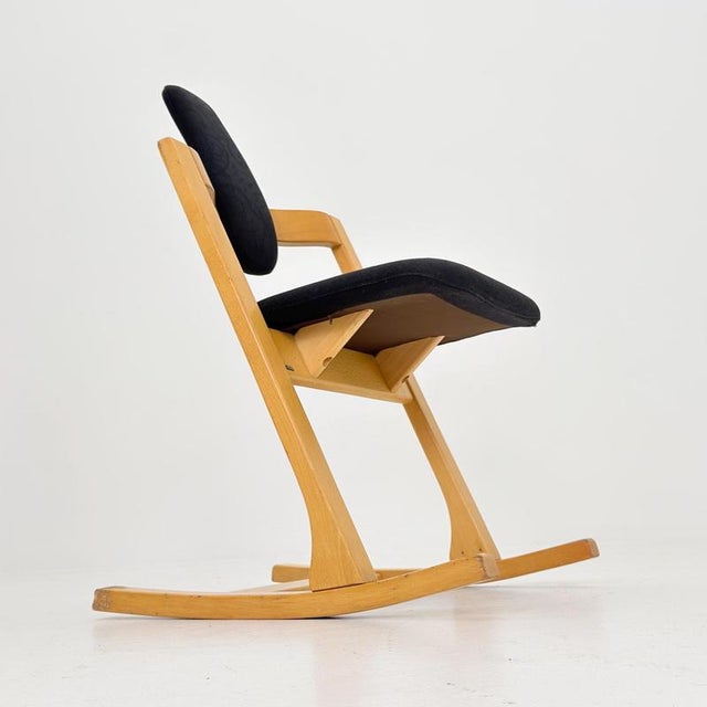 Mid-Century Pendulum Rocking Chair by Peter Opsvik for Stokke Norway, 1980s For Sale - Image 6 of 16