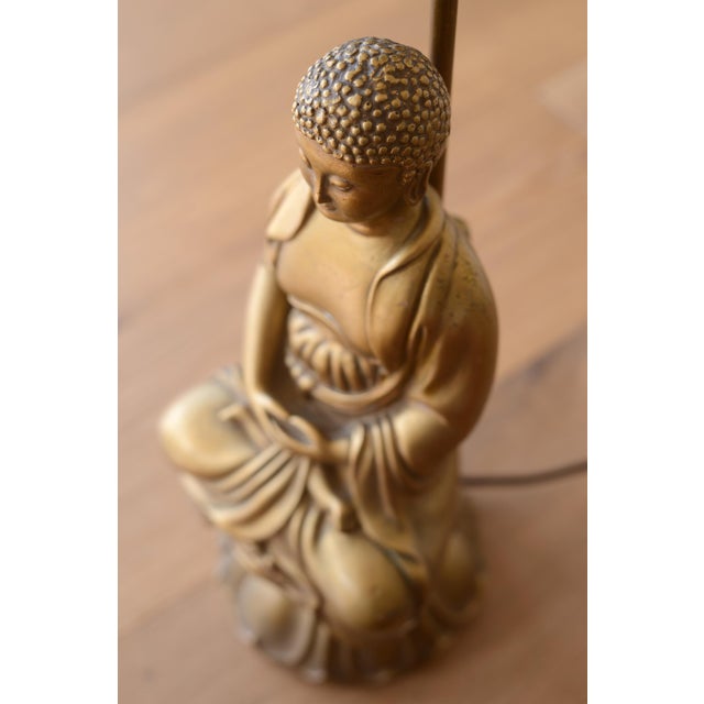 Gold 1950s Hollywood Regency Gold Ceramic Buddha Table Lamp For Sale - Image 8 of 17