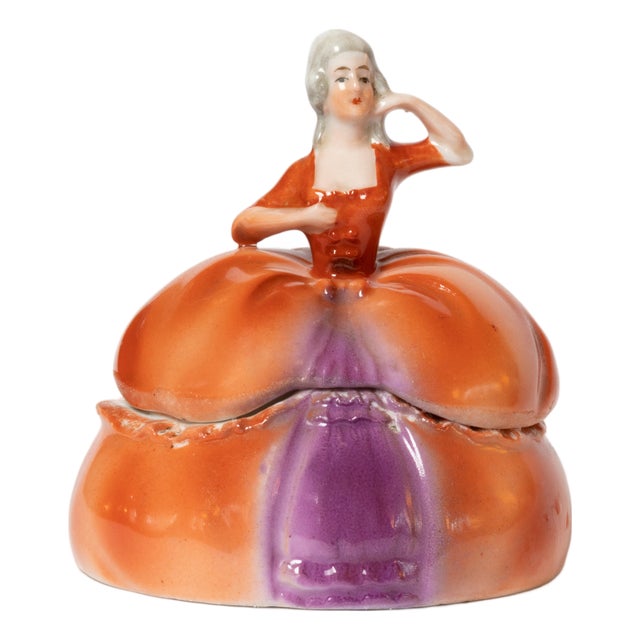 Art Deco Madame Pompadour Powder Box in Porcelain, 1929 For Sale