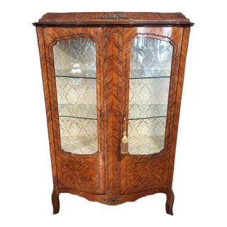 Vintage 20th C Louis XV French Style Bronze Mounted Curio Display Cabinet Vitrine For Sale