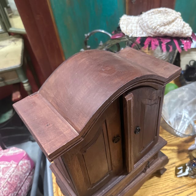 Brown 1970s Small Wooden Persian Jewelry Box Chest Style For Sale - Image 8 of 9