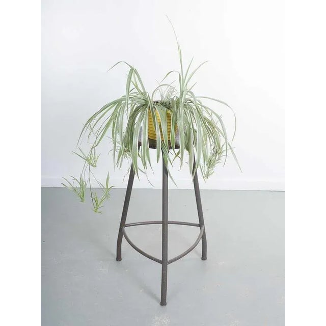 . Dimensions 49 x 49 x 75 cm (lxdxh) Seat: Ø 33 cm This piece is attributed to the mentioned designer/maker. It has no...