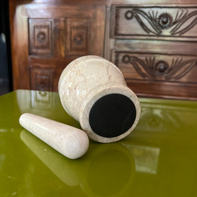 Mid-Century Modern 1960s Marble Mortar and Pestle For Sale - Image 3 of 6