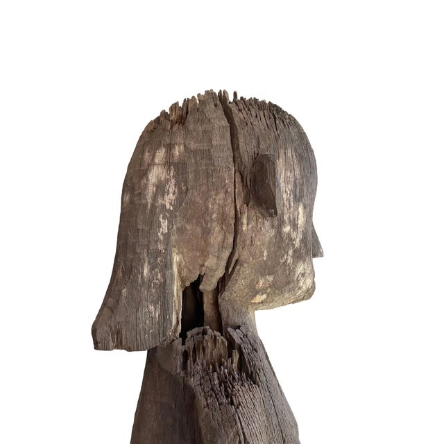Brown Life-Sized Dayak Tribe Female "Hampatong" Guardian, Borneo, Early 20th Century 11 For Sale - Image 8 of 9