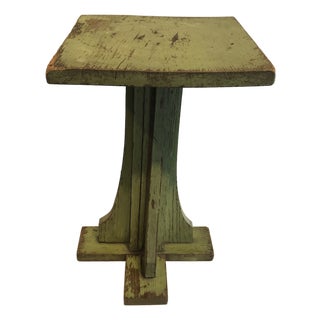 1930s Primitive Folk Art Pedestal Stand in Painted Wood For Sale