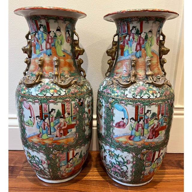 Chinese Antique Rose Medallion Tall Vases - a Pair For Sale - Image 3 of 8