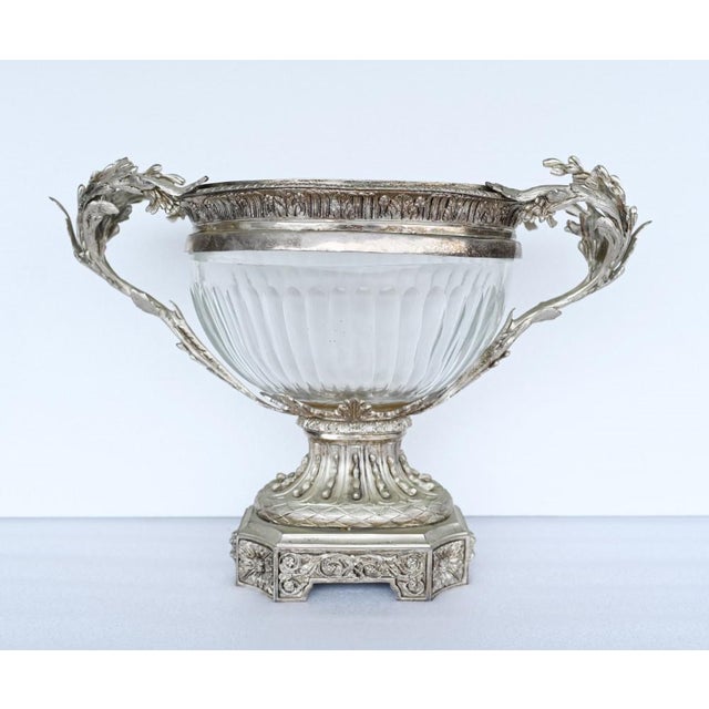 Stunning Victorian style Sheffield silver plate tureen Eye catching piece in silver plate and cut glass Lovely patina to...