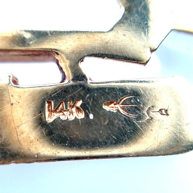 Gold Mid 20th Century 14k Yellow Gold Carved Quartz Sailboat Brooch For Sale - Image 8 of 8