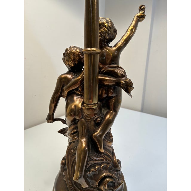 1950s Vintage Rococo Cherub Figural Table Lamp — Hollywood Regency — Classical Putti Lighting For Sale - Image 5 of 10