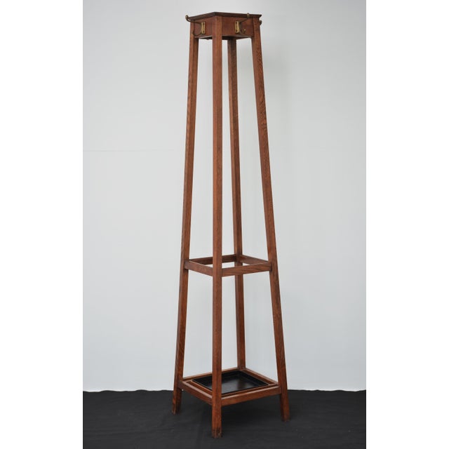 Industrial Industrial English Oak Coat Stand by Astrola, 1930 For Sale - Image 3 of 16