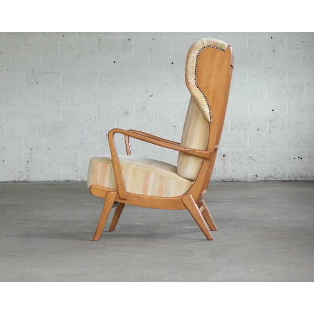 Danish Midcentury Wingback Lounge Chair With Exposed Sides For Sale In New York - Image 6 of 13