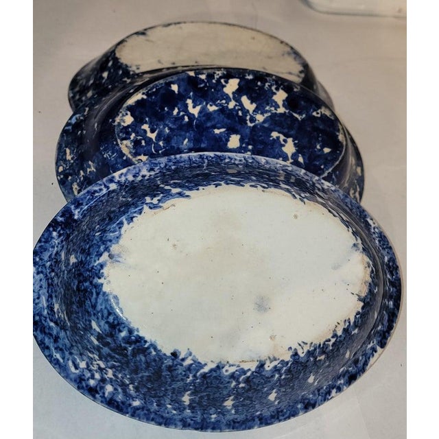 Folk Art Mid 19th Century Collection of Three 19thc Sponge Ware Vegetable Bowls -3 For Sale - Image 3 of 5