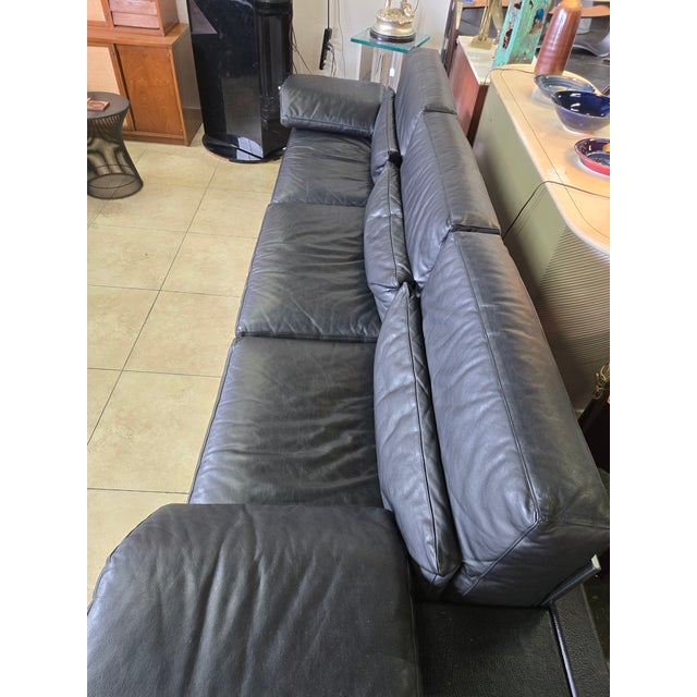Metal Saporiti Italia Black Leather Sofa by Giovanni Offredi For Sale - Image 7 of 11