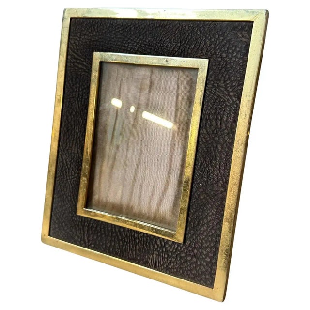 1970s A 1970s High Quality Mid-Century Modern Brass and Skin Italian Picture Frame For Sale - Image 5 of 11
