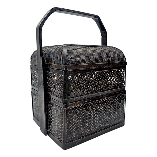 Chinese Export Black Lacquer Wedding Basket With Bentwood Handle 13" For Sale