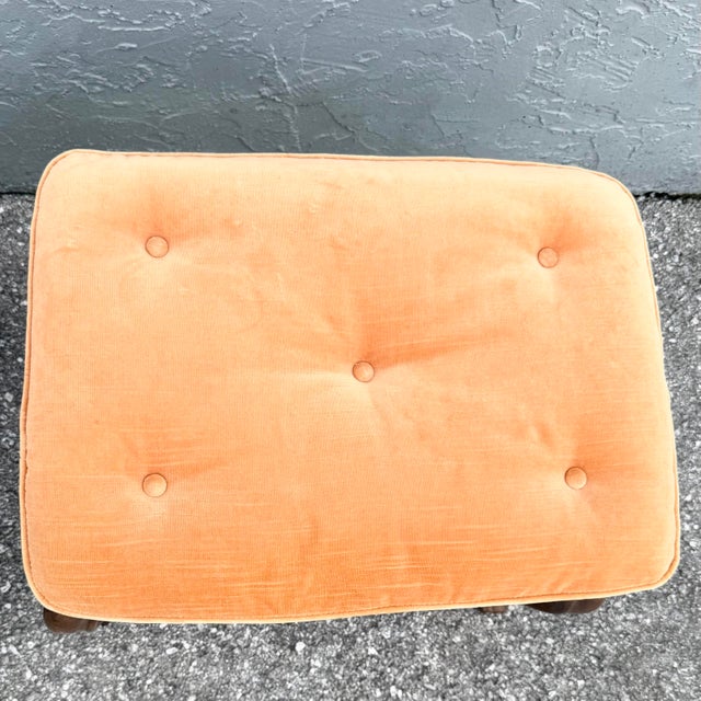 Vintage Louis XV-style Tufted Footstools/Benches by Drexel Heritage For Sale In West Palm - Image 6 of 8