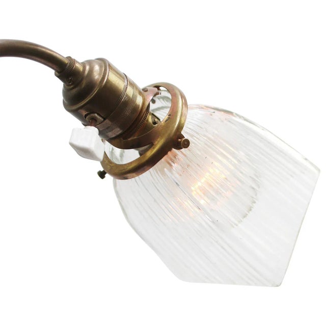 French Art Deco Brass & Clear Glass Table Light For Sale - Image 4 of 7